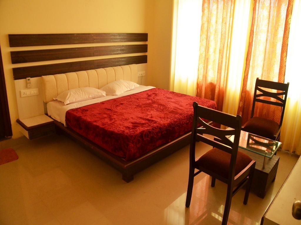 Ardency Inn Udaipur Bagian luar foto