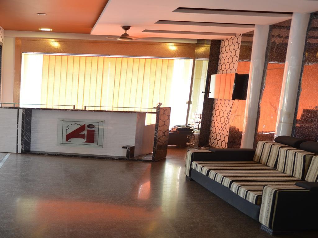 Ardency Inn Udaipur Bagian luar foto