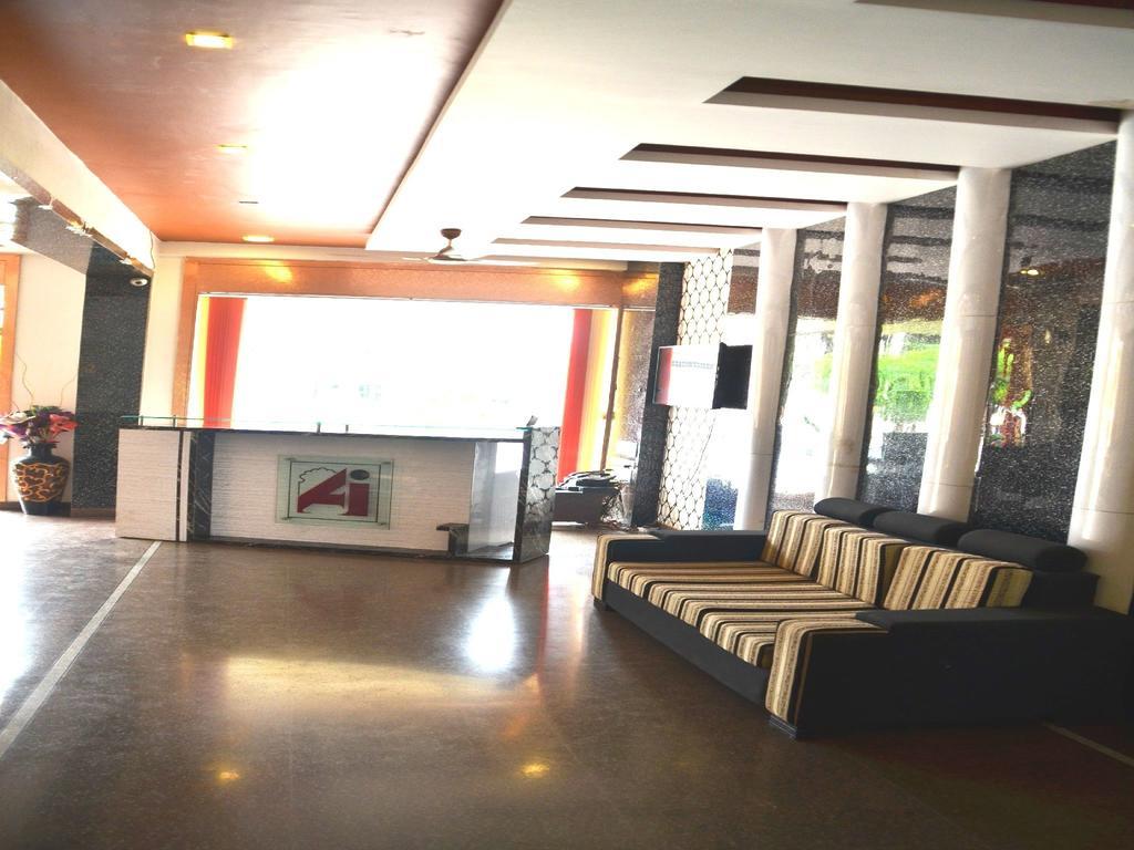 Ardency Inn Udaipur Bagian luar foto