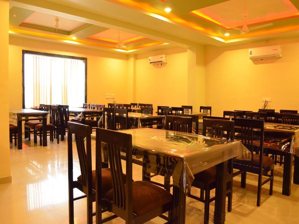 Ardency Inn Udaipur Bagian luar foto